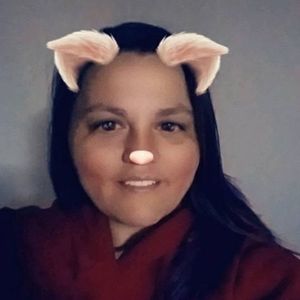 Meet your Posher, Marisa